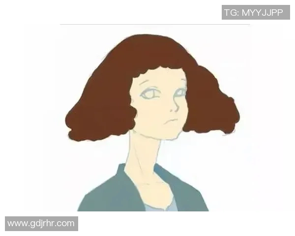 街头艺术展现足球明星魅力女孩手绘头像引发热议 街头艺术展现足球明星魅力女孩手绘头像引发热议