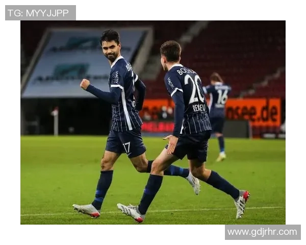 北京排球队耐力表现引发热议球迷与专家观点交锋 北京排球队耐力表现引发热议球迷与专家观点交锋